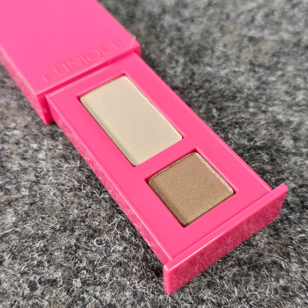 Clinique All About Shadow Duo, compact 04 ivory bisque / bronze satin, NEW